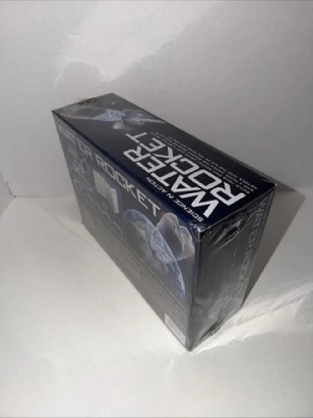 Science In Action Water Rocket - Build Your Own Rocket NEW & SEALED
